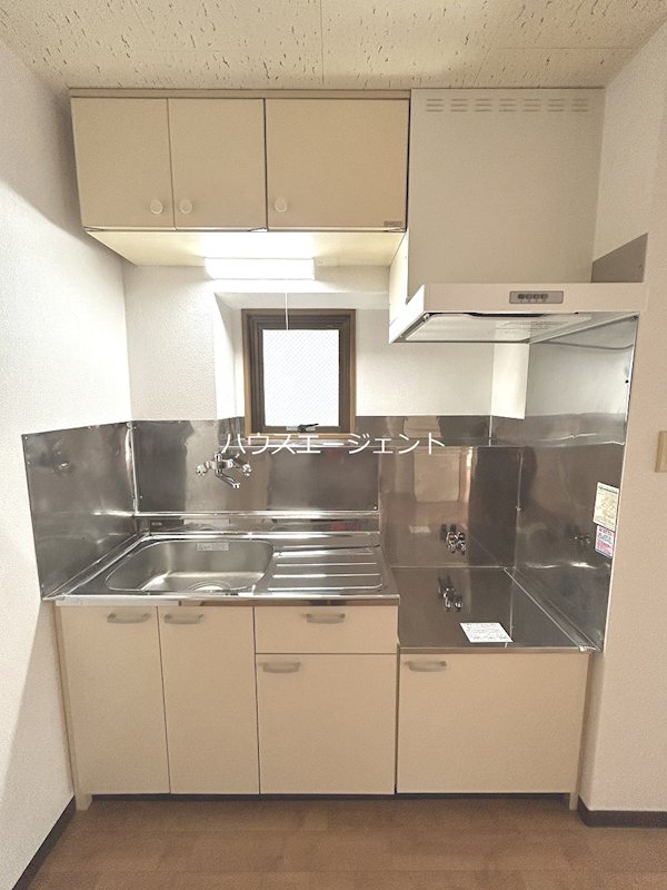 プラザエノモト キッチン