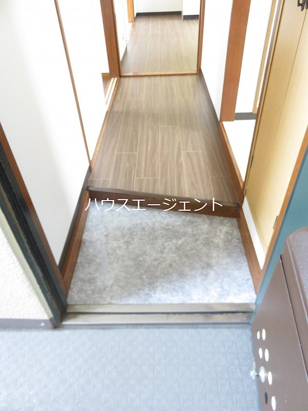 ベルセゾン山村Ⅰ 玄関