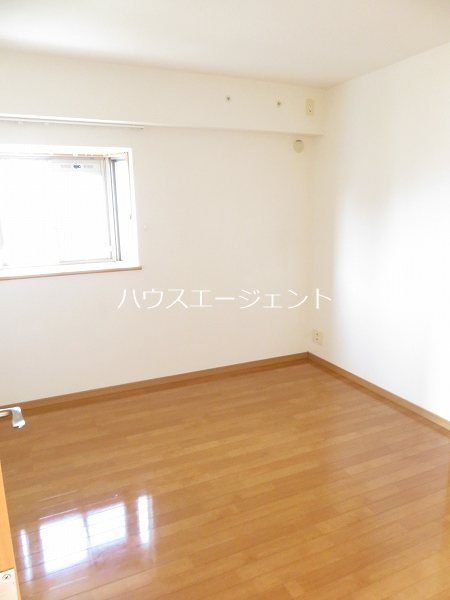 グロリア参番館 ベッドルーム