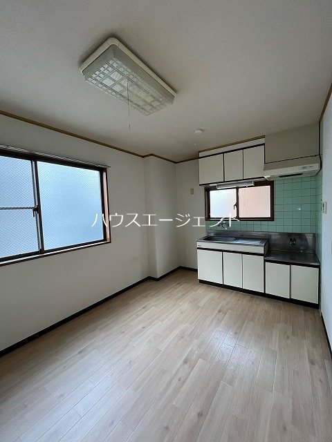 三和西葛西 リビング