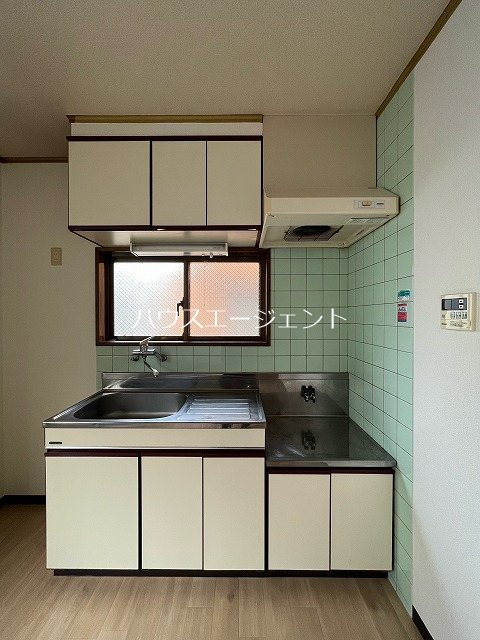 三和西葛西 キッチン