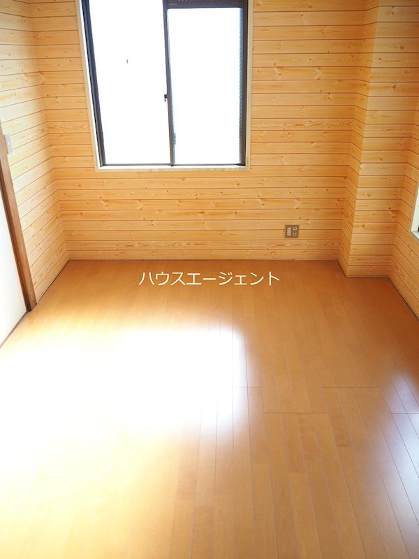 サンライフ鈴木 ベッドルーム