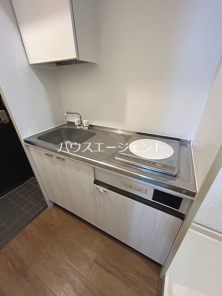 リブ・サンフラット キッチン