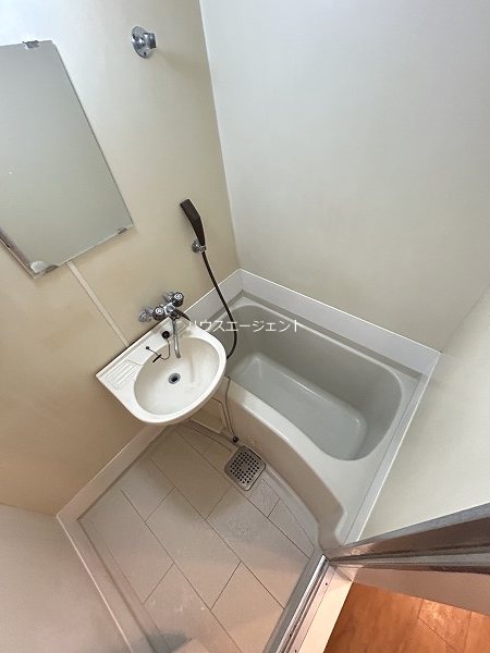 リブ・サンフラット 風呂画像