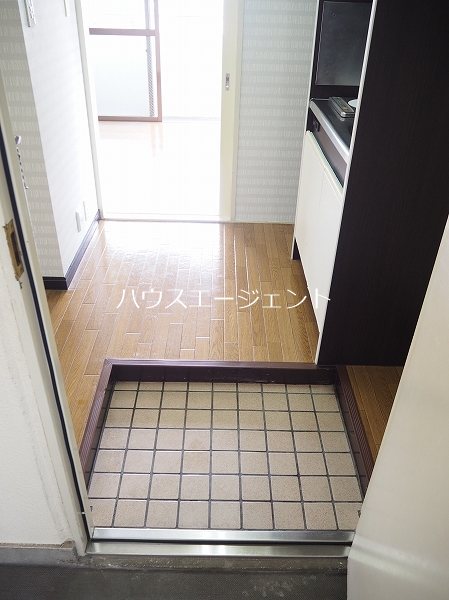 シャルマンモリタ 玄関