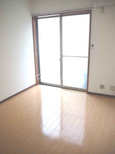 フローラ６ リビング