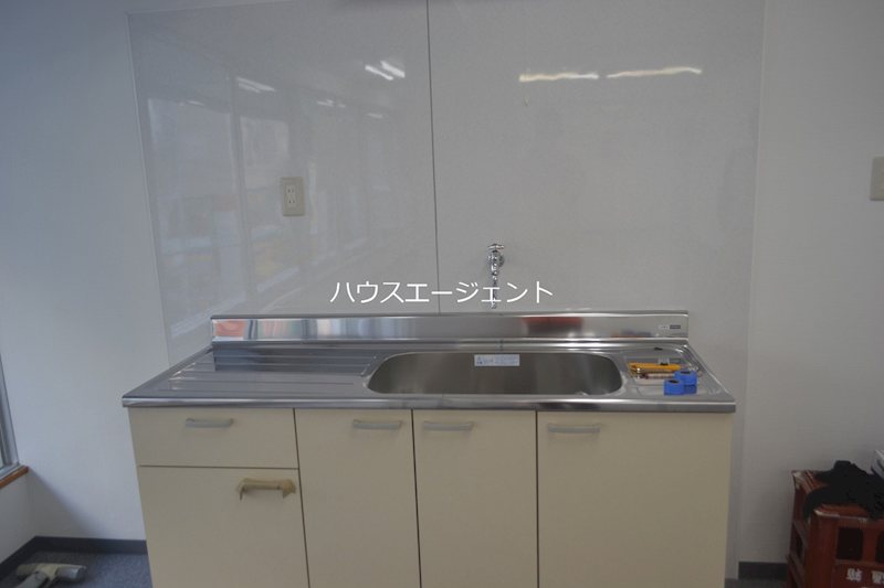 丸清ビル キッチン