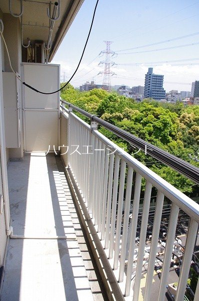 マンションカネイ ベランダ