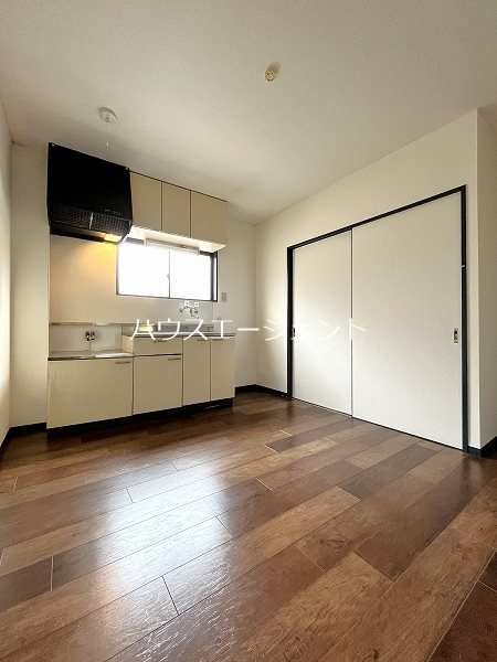 グリーンフラッツ青山 リビング