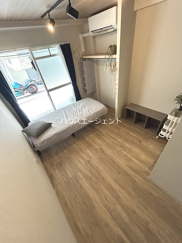 フローラ8 リビング