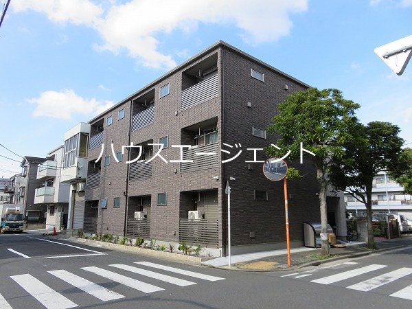 laulea lawe 203号室 外観