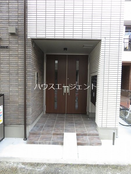 laulea lawe その他外観1