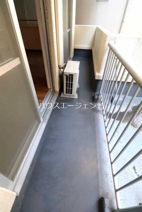 ハイフラットワン ベランダ