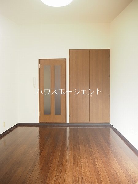 グランドマンション ベッドルーム