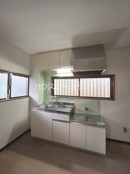 シャトレーゼヒコタ キッチン