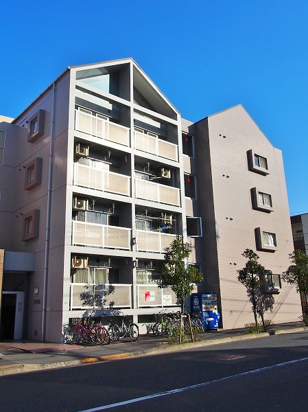 ラ・パイクス6112 201号室 外観