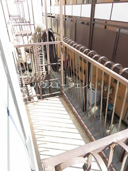 ロゼ６ ベランダ