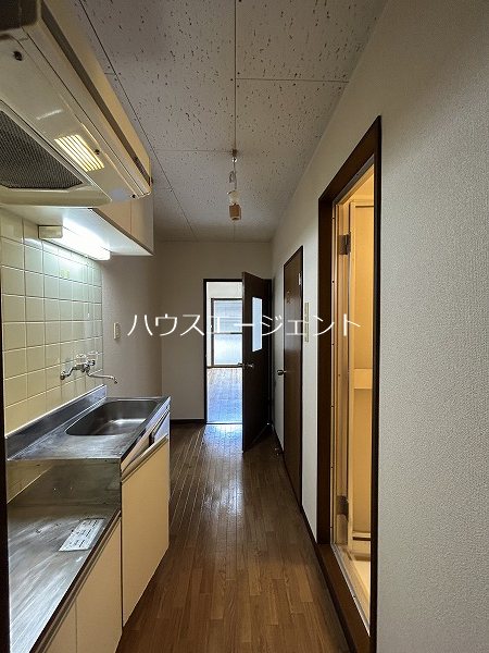 清水マンション ベッドルーム