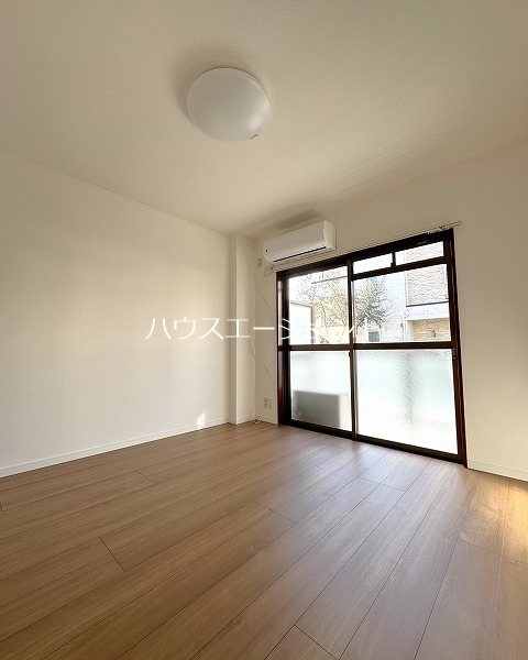 第２三和ビル ベッドルーム