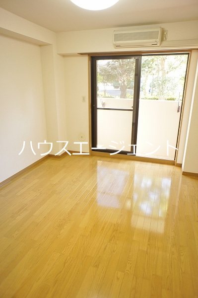 フォレストコートイースト ベッドルーム