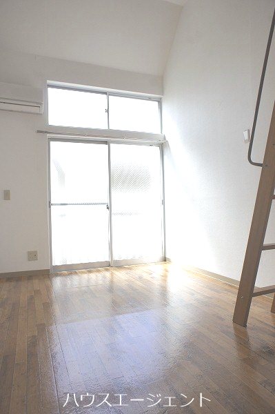 エクセル２ リビング