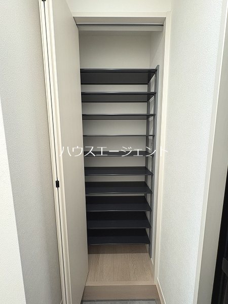 Ｍｓ　Ｋｉｔｔｙ(ミス　キティ) その他1