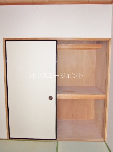 ロイヤルシラコ その他3