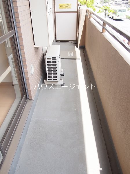 ロイヤルシラコ ベランダ