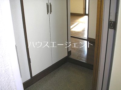 ガーデニア宇喜田 玄関