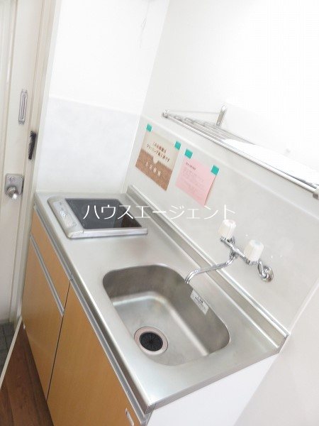 モア５ キッチン