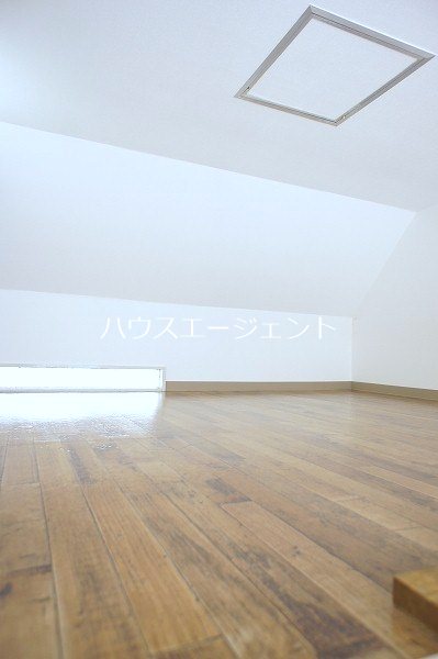 エクセル２ ベッドルーム