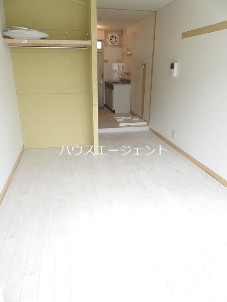 モア６ ベッドルーム