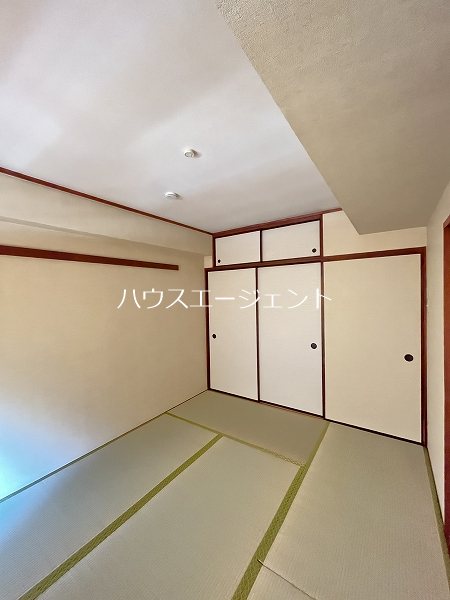 ツイン・コートE ベッドルーム