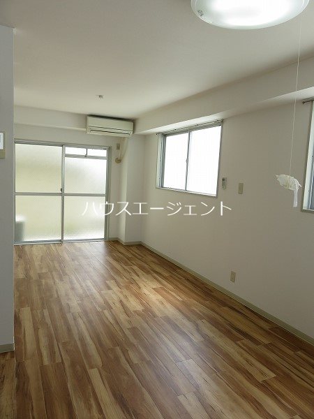 フローラ９ リビング