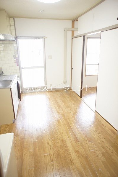 コーポ近江屋２ リビング