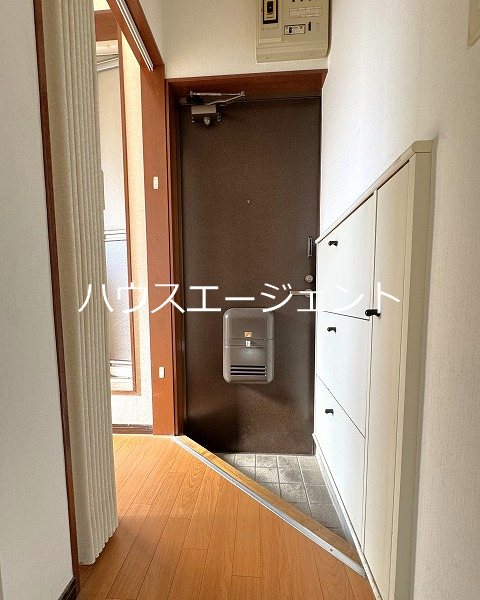 ヴェールハイツ 玄関