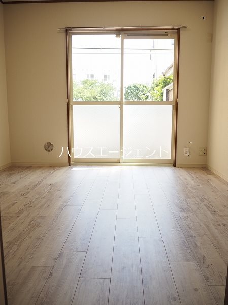 ピアフルールⅡ リビング