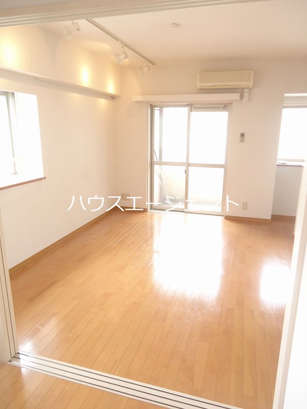 OZAREA葛西Ⅰ リビング