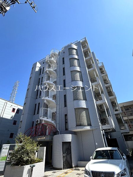 メゾン・ド・リプレット 302号室 外観