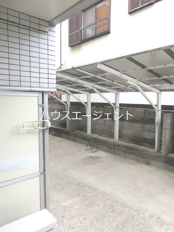 モア３ ベランダ