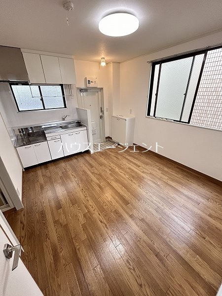 福本ビル リビング