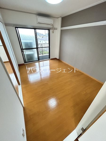 福本ビル ベッドルーム