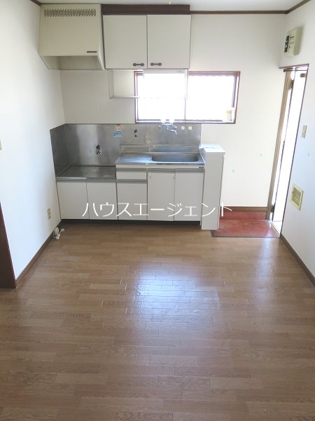 フォレストハイムＡ リビング