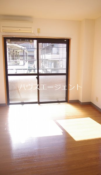 マキコーポ リビング