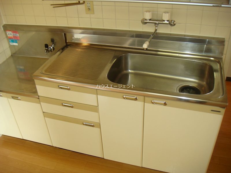 ツイン・コートE キッチン