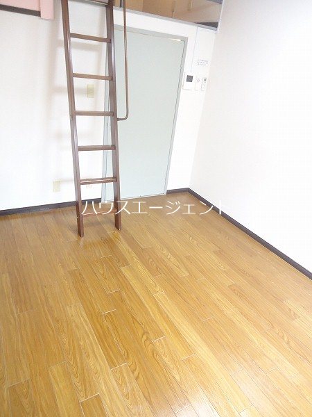 インスパイアート リビング