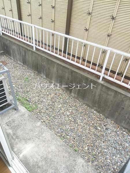 インスパイアート ベランダ