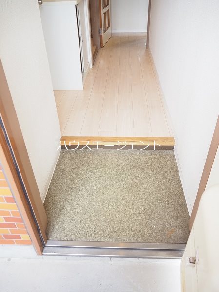 サンフレアサクマ15 玄関