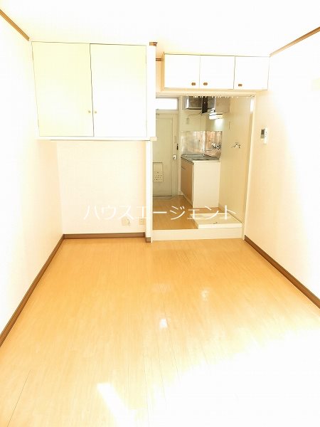 モア４ ベッドルーム