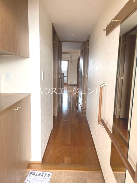 アリーナコースト弐番館 玄関